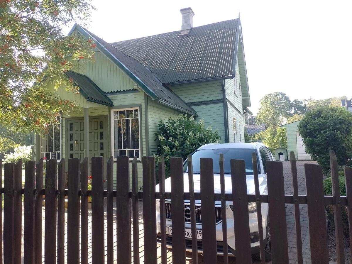 House, Garden & Sauna. Free Parking. Train Stop-200 M. Sea-1 Km. Jūrkalne Exteriér fotografie
